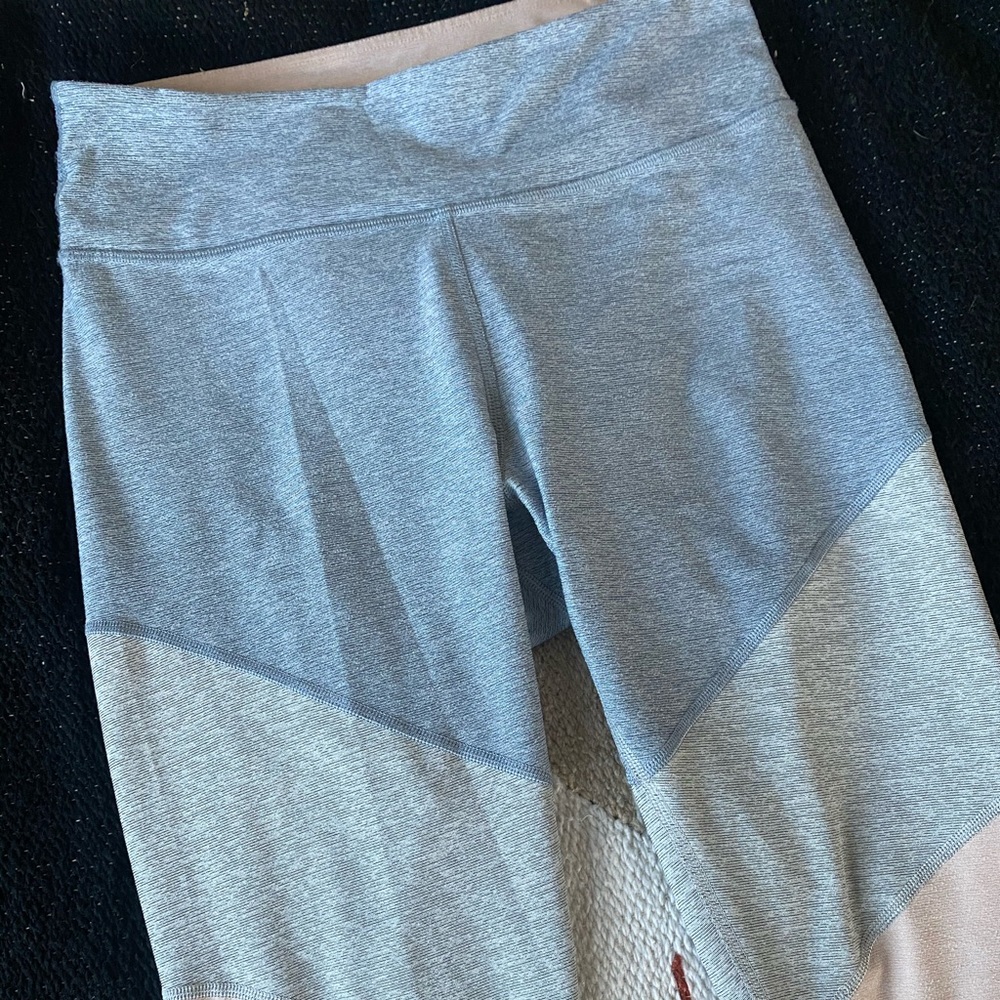 Women’s outdoor voices leggings